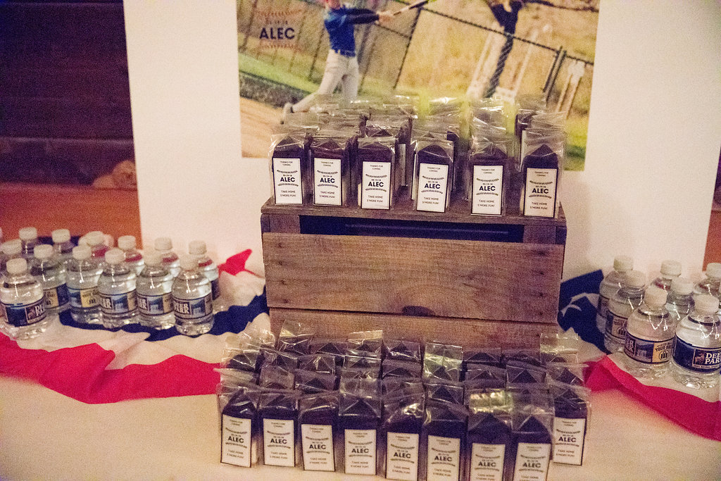 Malvimallow exit treats at Alec's Cubs Baseball-themed Bar Mitzvah Party at Rocklands Farm in Poolesville, MD | Pop Color Events | Adding a Pop of Color to Bar and Bat Mitzvahs in DC, MD and VA | Photo by Jason Weil Photography