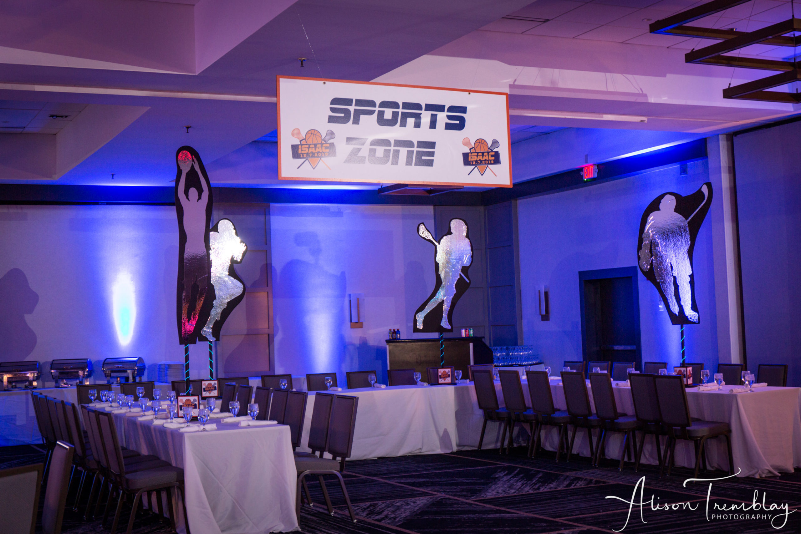 Kids seating at Isaac's Sporty Bar Mitzvah at DoubleTree Washington DC North/Gaithersburg | Pop Color Events | Adding a Pop of Color to Bar & Bat Mitzvahs in DC, MD & VA | Photo by: Alison Tremblay Photography