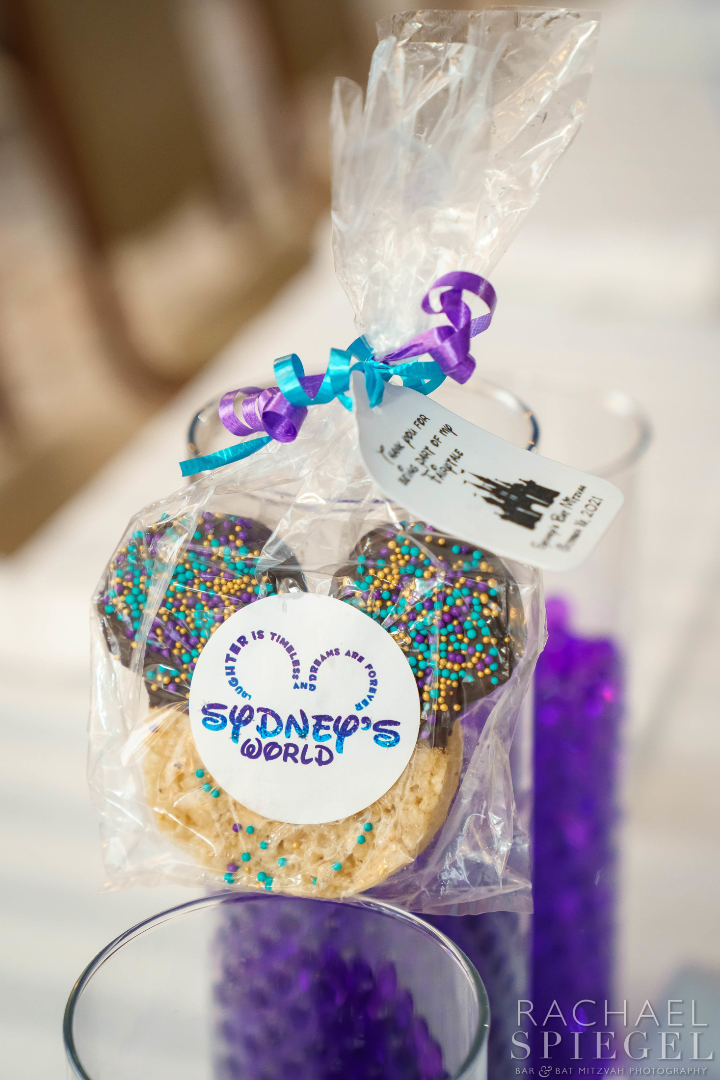Rice Krispie treat favors | Pop Color Events | Adding a Pop of Color to Bar & Bat Mitzvahs in DC, MD & VA | Photo by: Rachael Spiegel Photography
