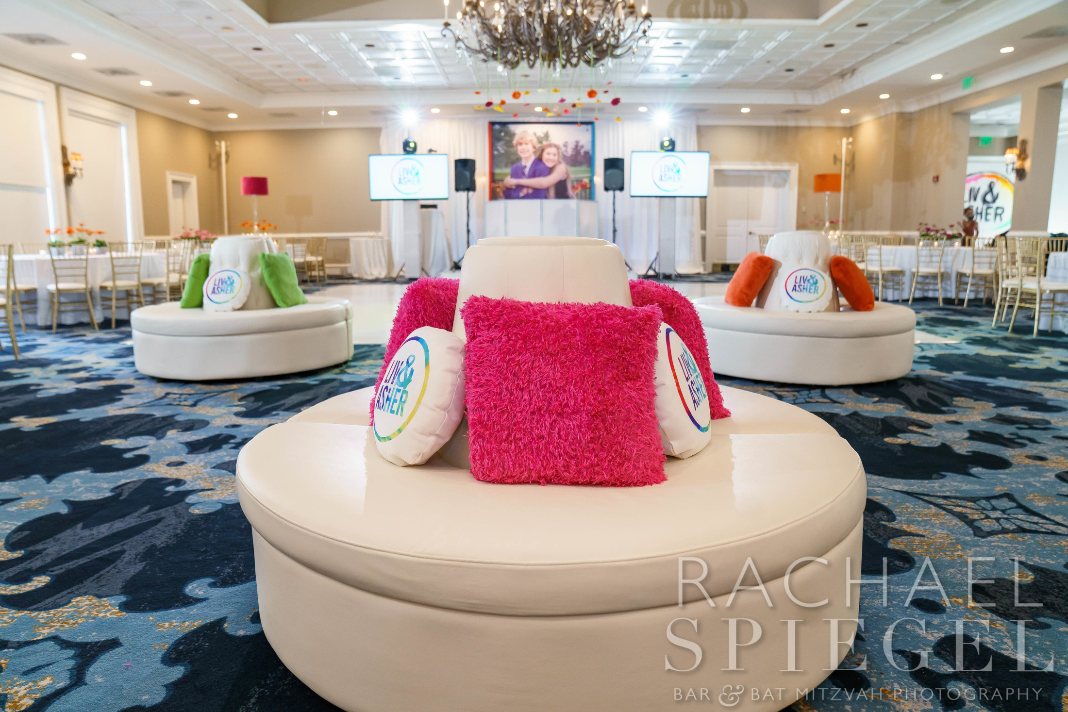 Colorful B'nai Mitzvah at Bethesda Country Club | Pop Color Events | Adding a Pop of Color to Bar & Bat Mitzvahs in DC, MD & VA | Photo by: Rachael Spiegel Photography