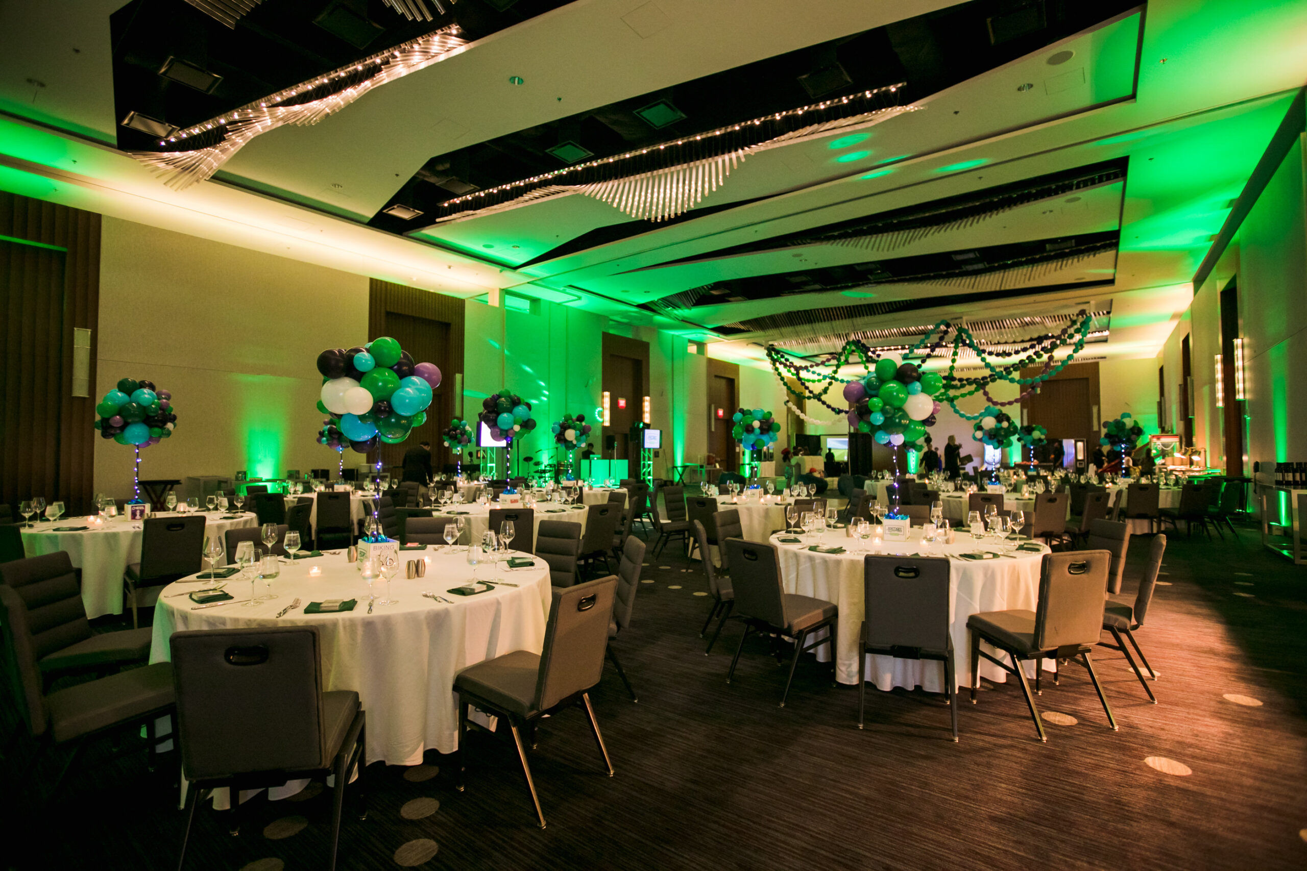 Hyatt Regency Tysons Corner | Pop Color Events | Adding a Pop of Color to Bar & Bat Mitzvahs in DC, MD & VA | Photo by: Bradley Images